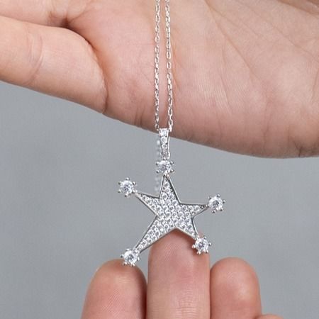 Parlayan Yıldız Kolye Modern Tasarım 18 Ayar Beyaz Altın Kaplama